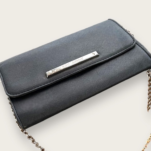 Betsey Johnson Crossbody Bag On Chain Black Clutch Pcckets Card Holders Logo - Picture 2 of 12